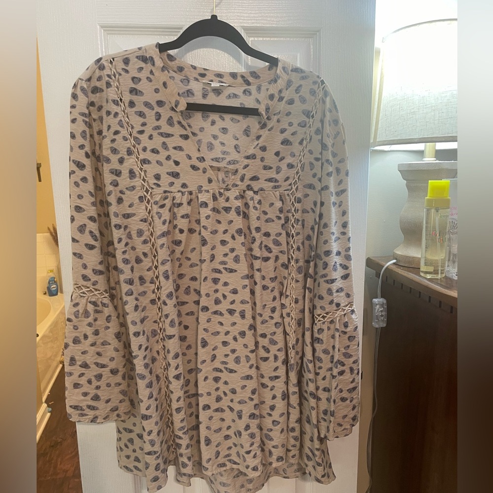 ODDY boutique top